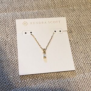 Kendra Scott Phoebe Short Gold Necklace